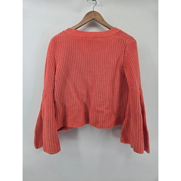 Free People Coral Knit V Neck Bell Sleeve Cropped Sweater Size Small - Picture 4 of 6